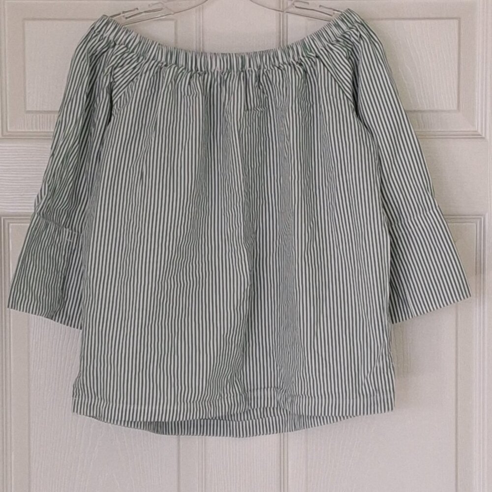 Free Assembly Green and White Pinstriped Elasticized Off-Shoulder Top, Women's S